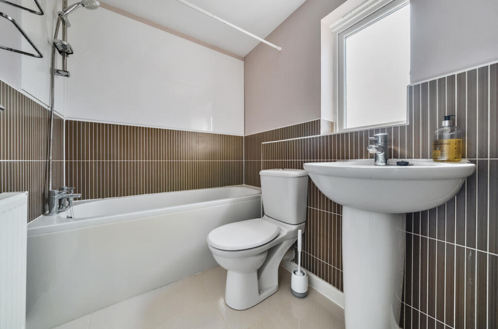 1299275-9-6853db8...