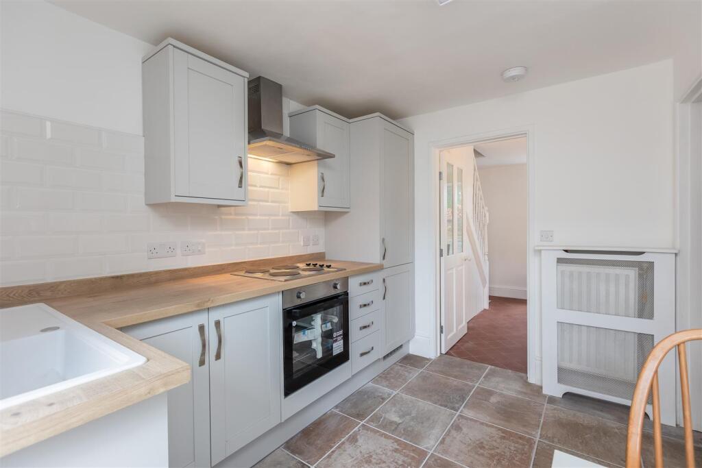 Scarborough Road 78 Kitchen-4.jpg