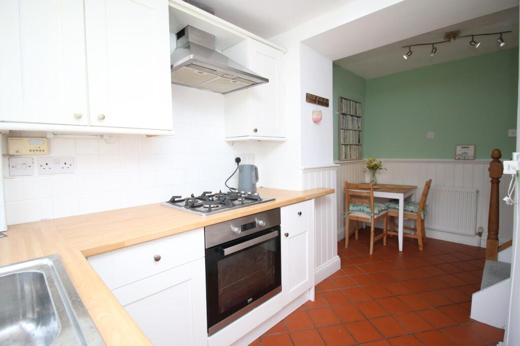 Kitchen breakfast room