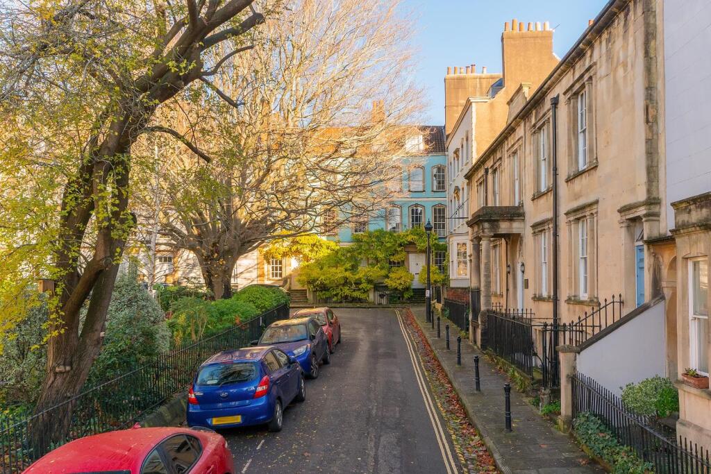 0T4CDHS - External A.jpg