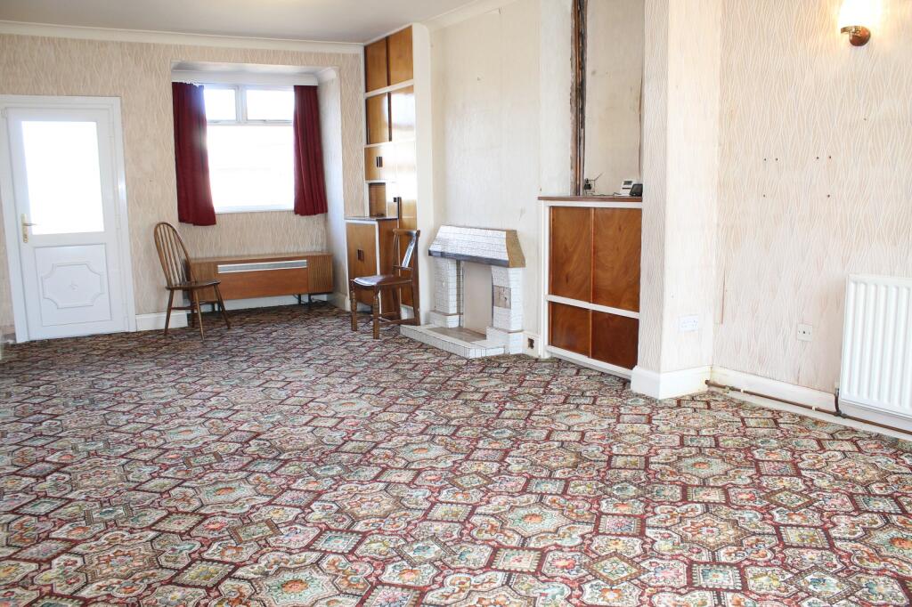 Lounge / Dining room