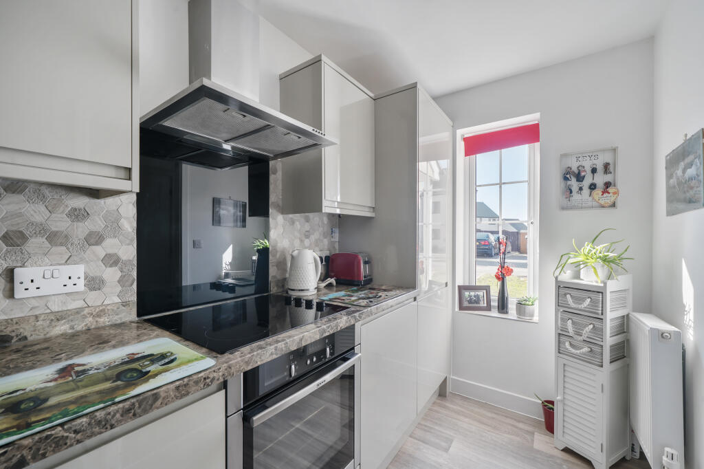 Modern Fitted Kitchen