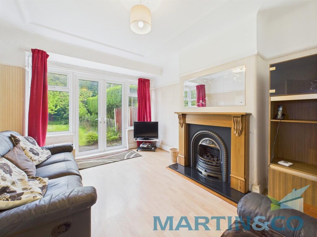 CAM01870G0-PR0163...