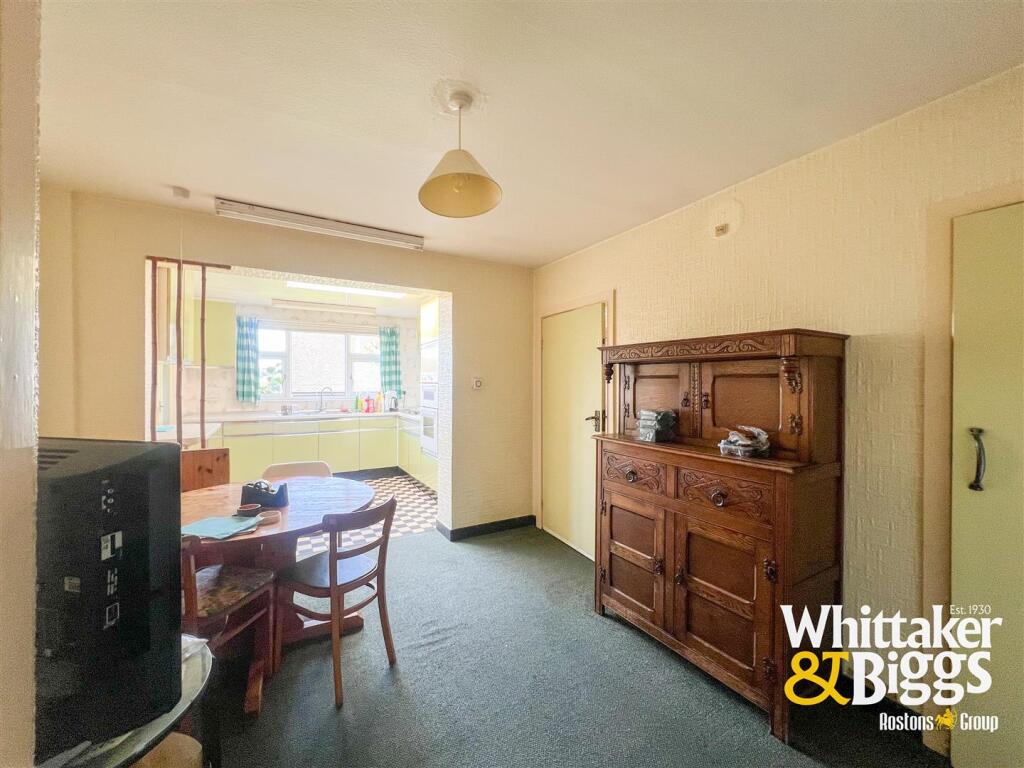 Breakfast Room