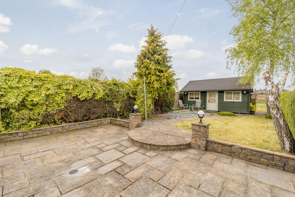 51 Hessle Drive (Boston)-8