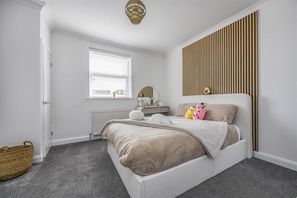 32 Kenyon Road, Copnor-PorticoMarketing-SoldBy-4.j