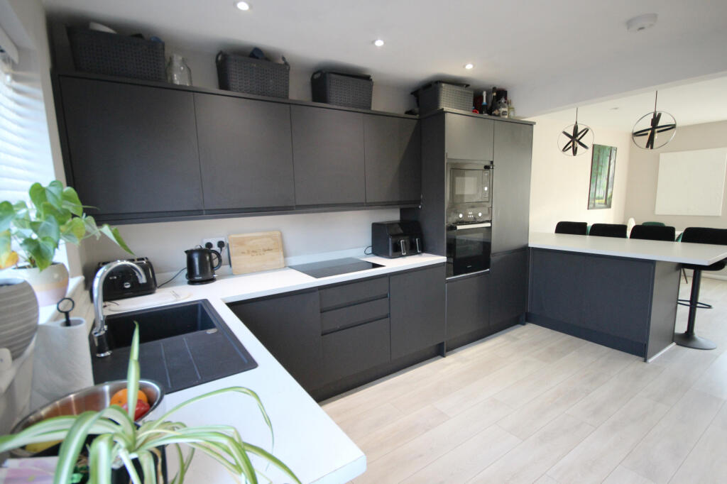 Lounge/Kitchen/Dining Room