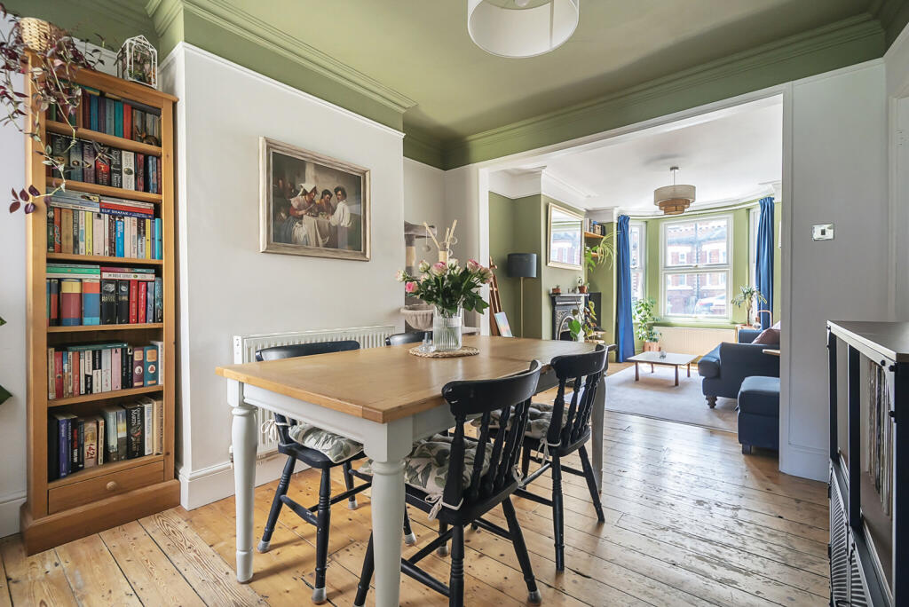 1319607-4-6867e29...