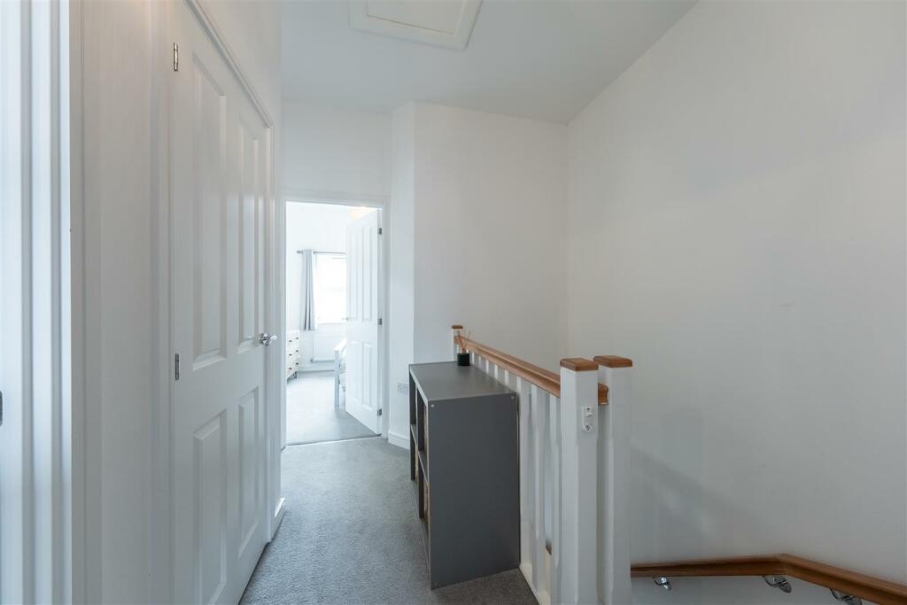 51 Hazelhurst Way-022.jpg