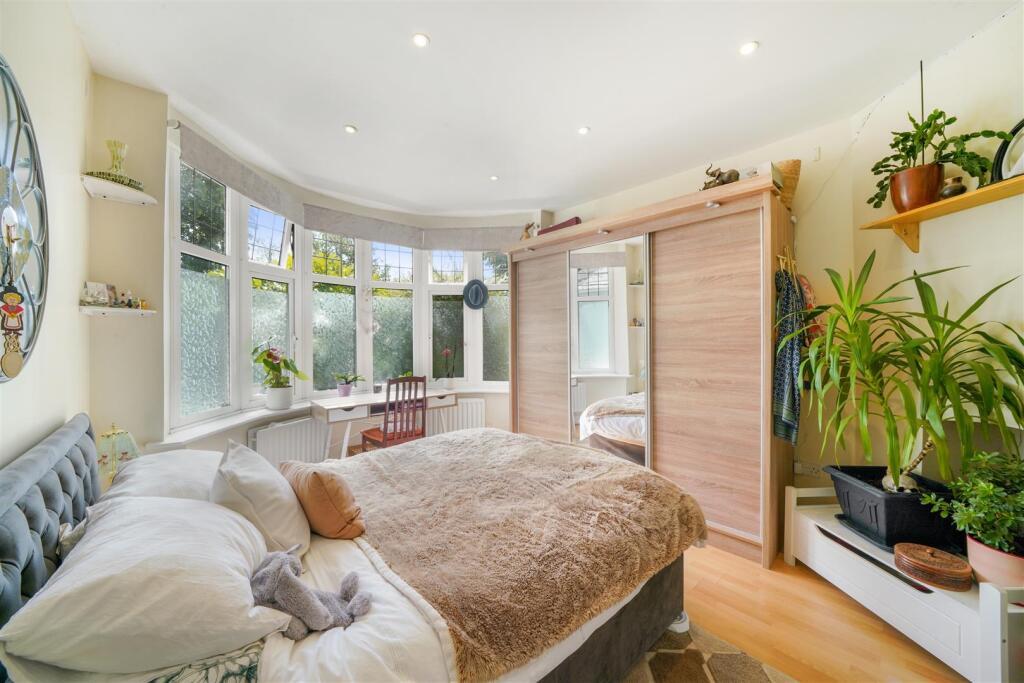 17 Horsenden Avenue - NNHfYnvoEzPahIbsApVw.jpg