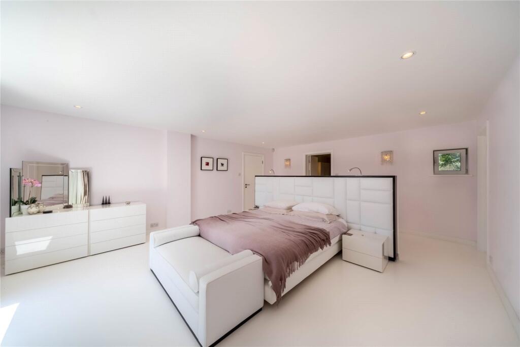 Principle Bedroom