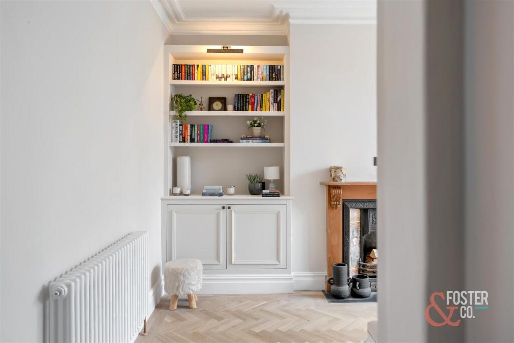 Lawrence Road, 19, Garden Flat-007.jpg