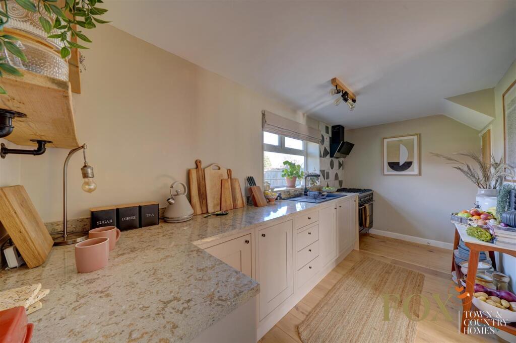 13 Hillsfield (11).jpg