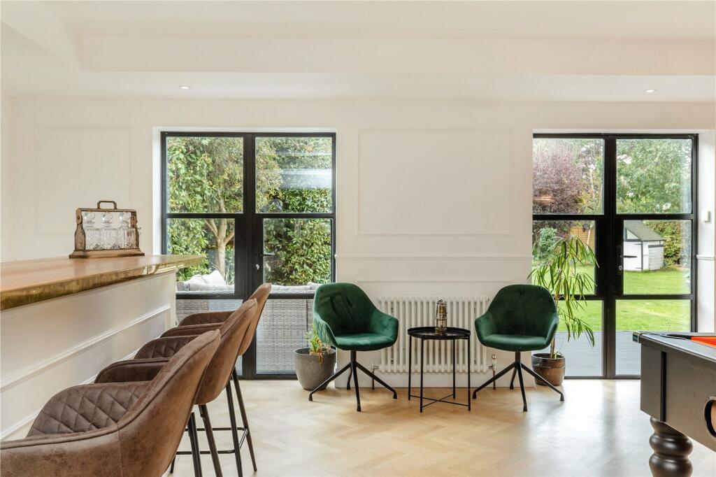 Rear Family Room