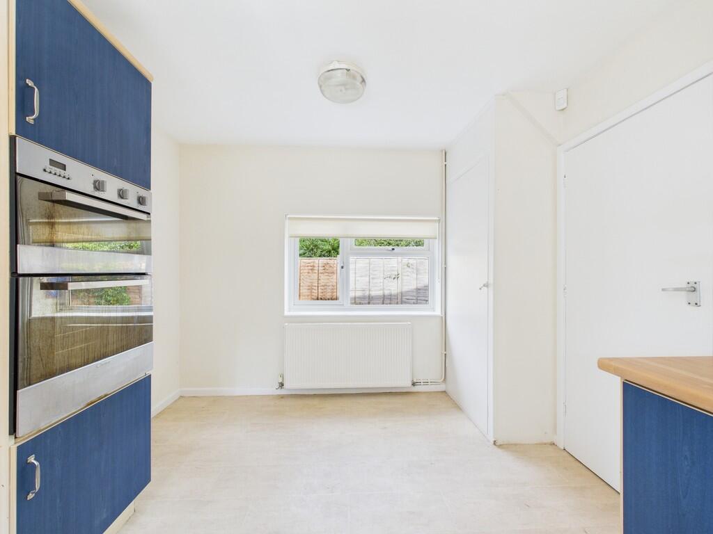 CAM04018G0-PR0325...