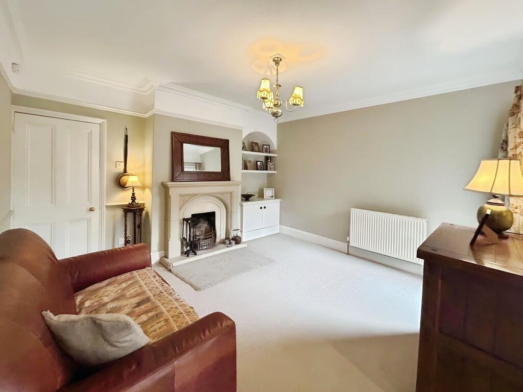 d98a6205-WhatsApp...