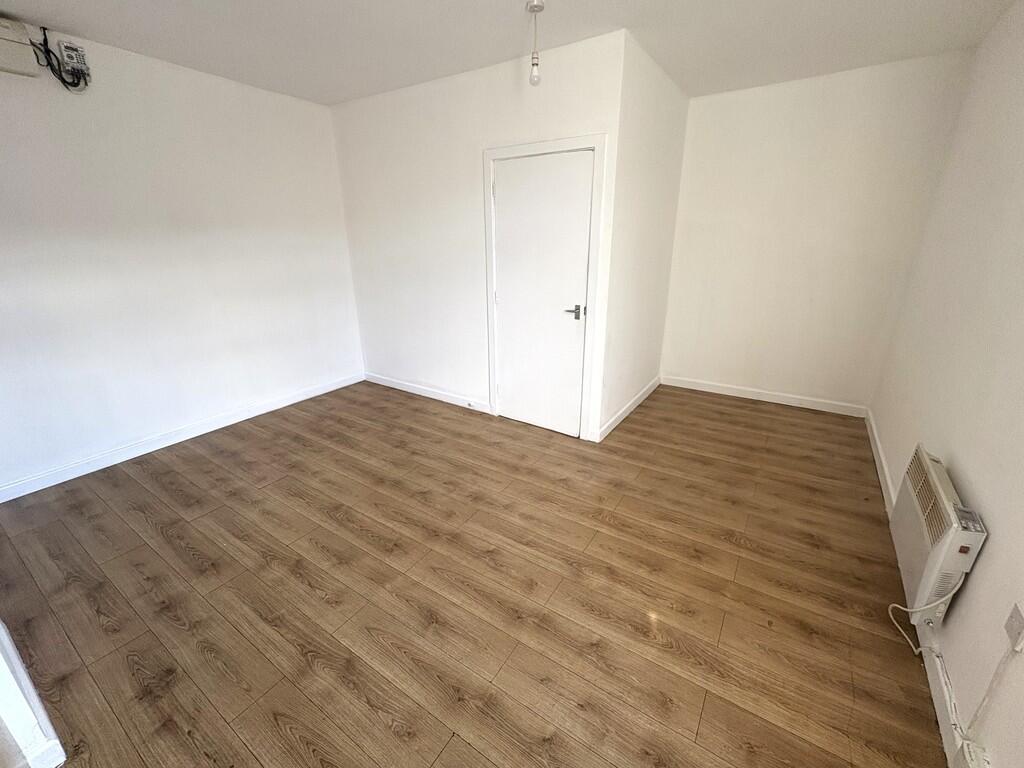 lounge use