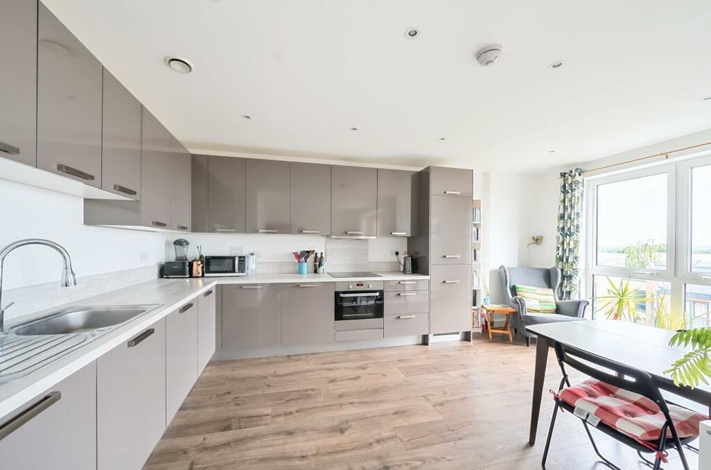 Davidson Frost-Wellings, DFW, Earlswood Close, Edg