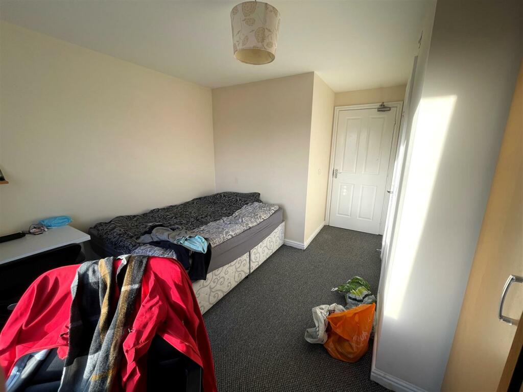 Second Floor En-Suite Bedroom