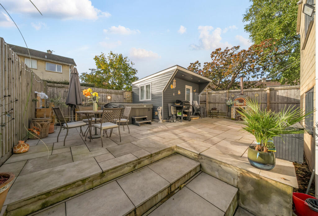 1373159-1-68ff505...