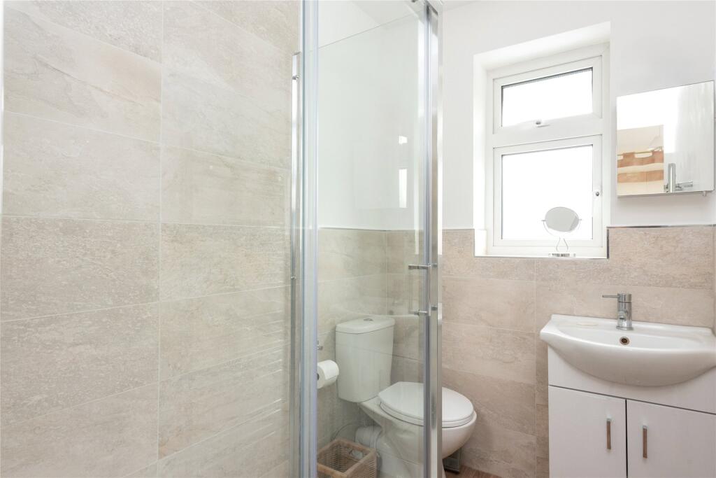 En Suite Shower Room