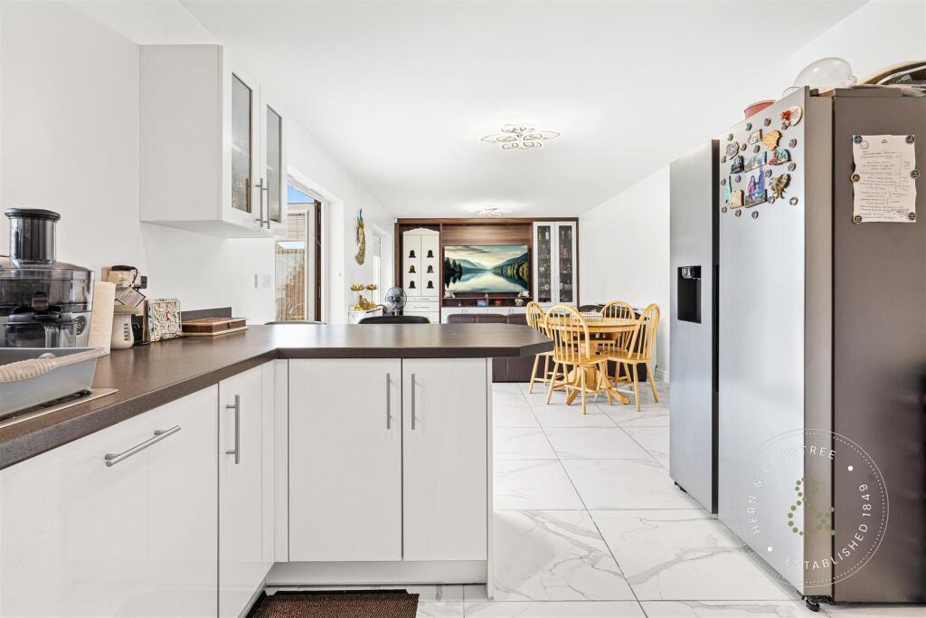 Rhodfa Lewis, Old St Mellons (11).jpg