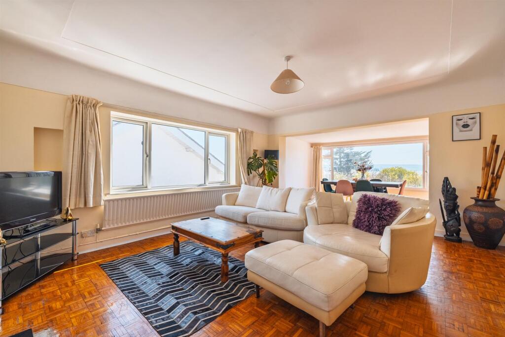 9 Greenfield Ln-31.jpg