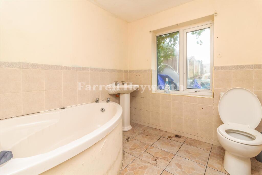 Ground Floor Bathroo