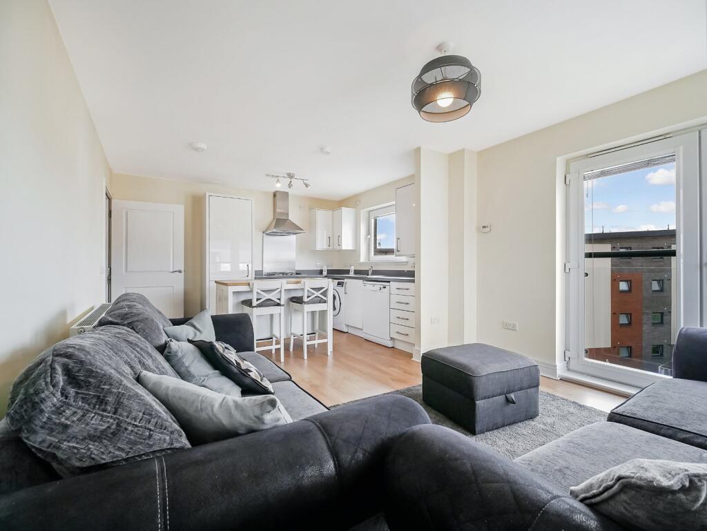 Lounge/Kitchen