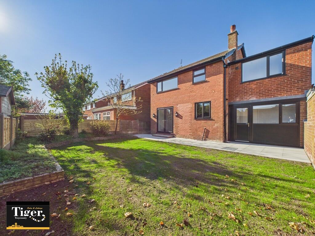 CAM02176G0-PR0540...