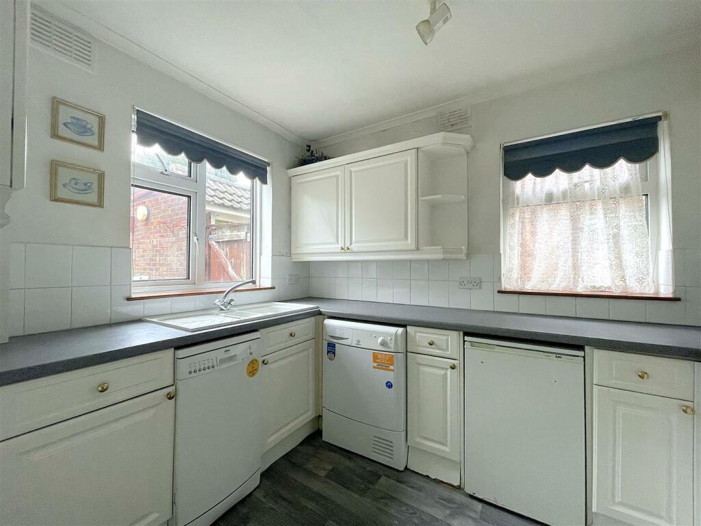 Kitchen (1).jpeg