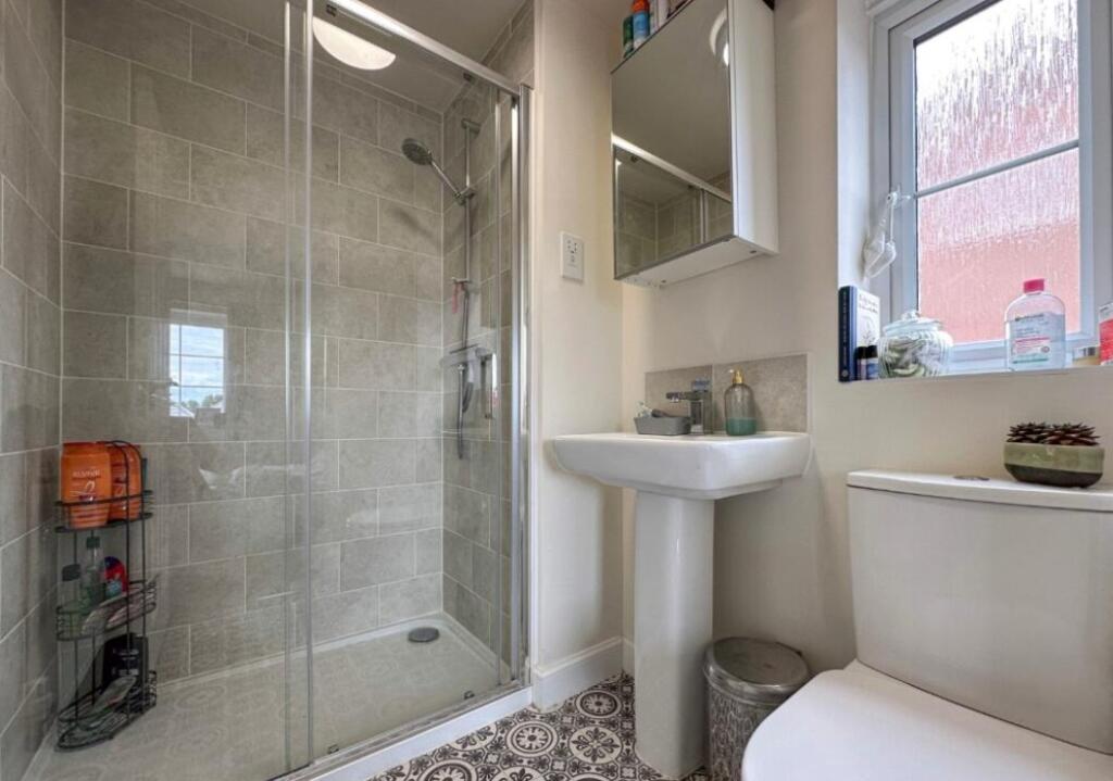 Ensuite