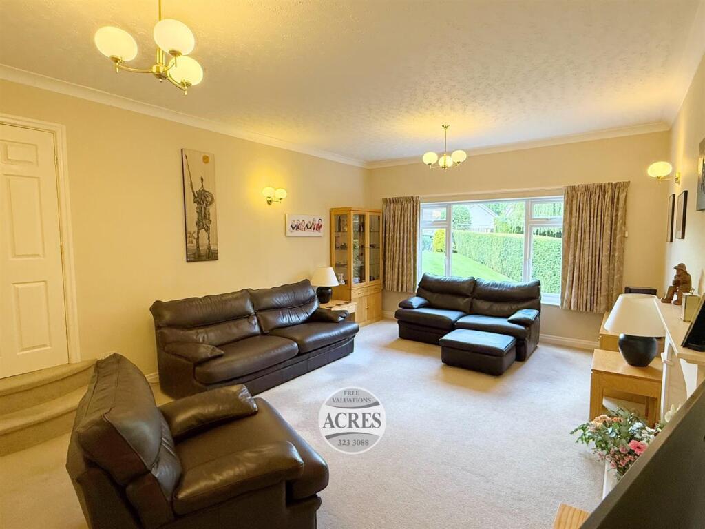 IMG_5770 (Large).jpg