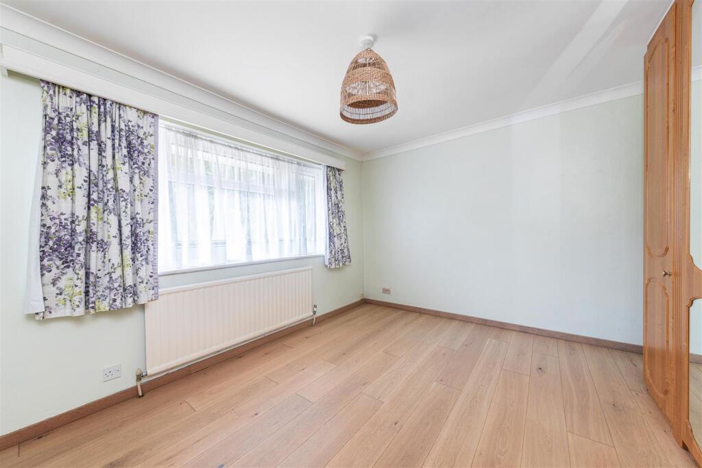 Bonners, Mark Way, GU7 2BW-39.jpg