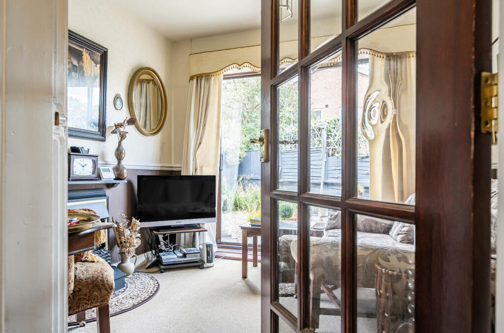 1345080-9-68adca3...