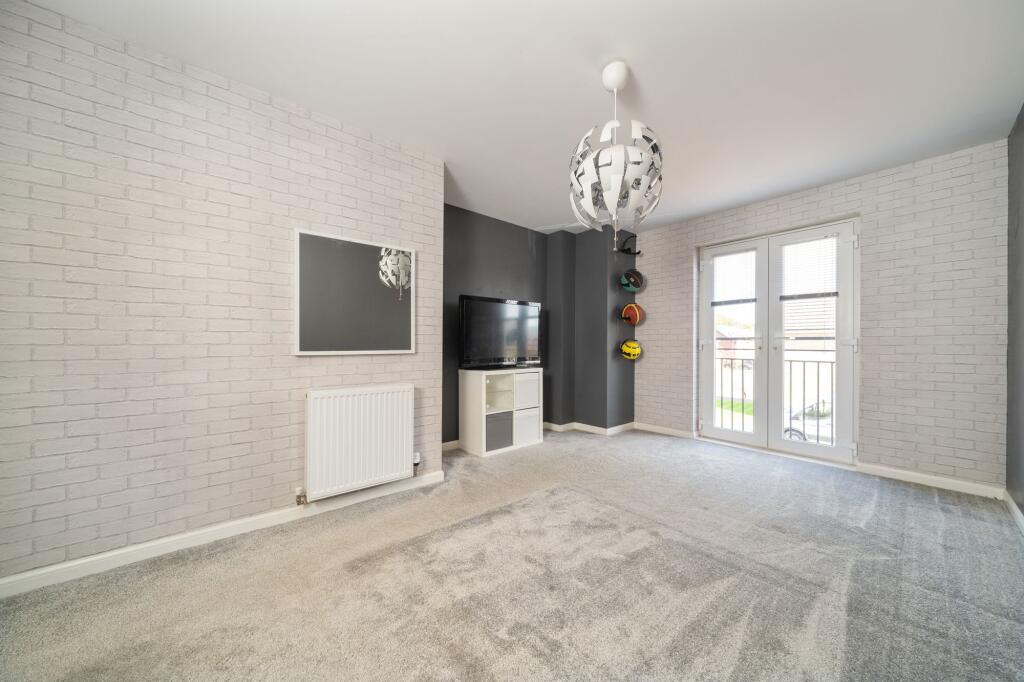 Bedroom 2/en-suite