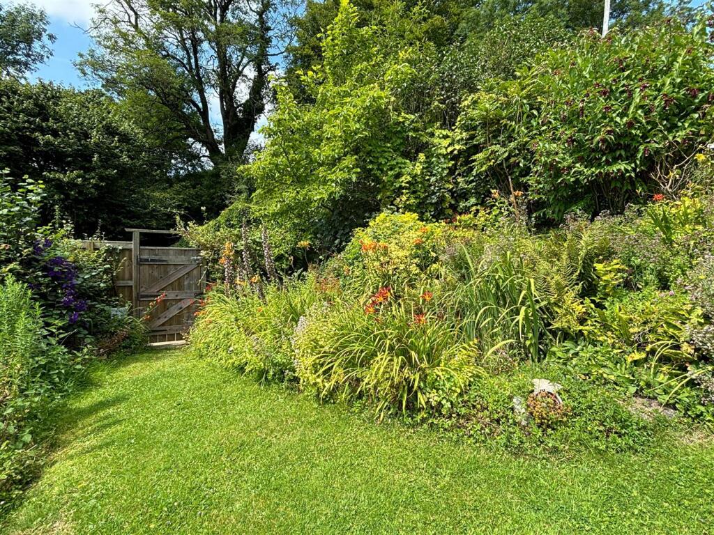 Garden-4.jpg