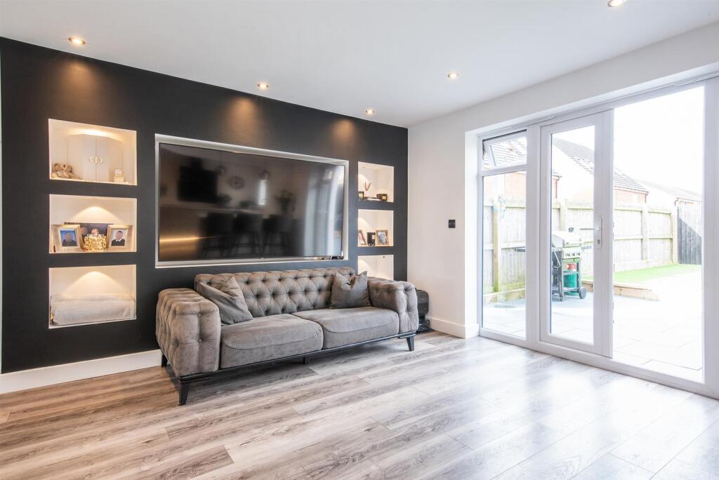 Lounge/Diner/Kitchen