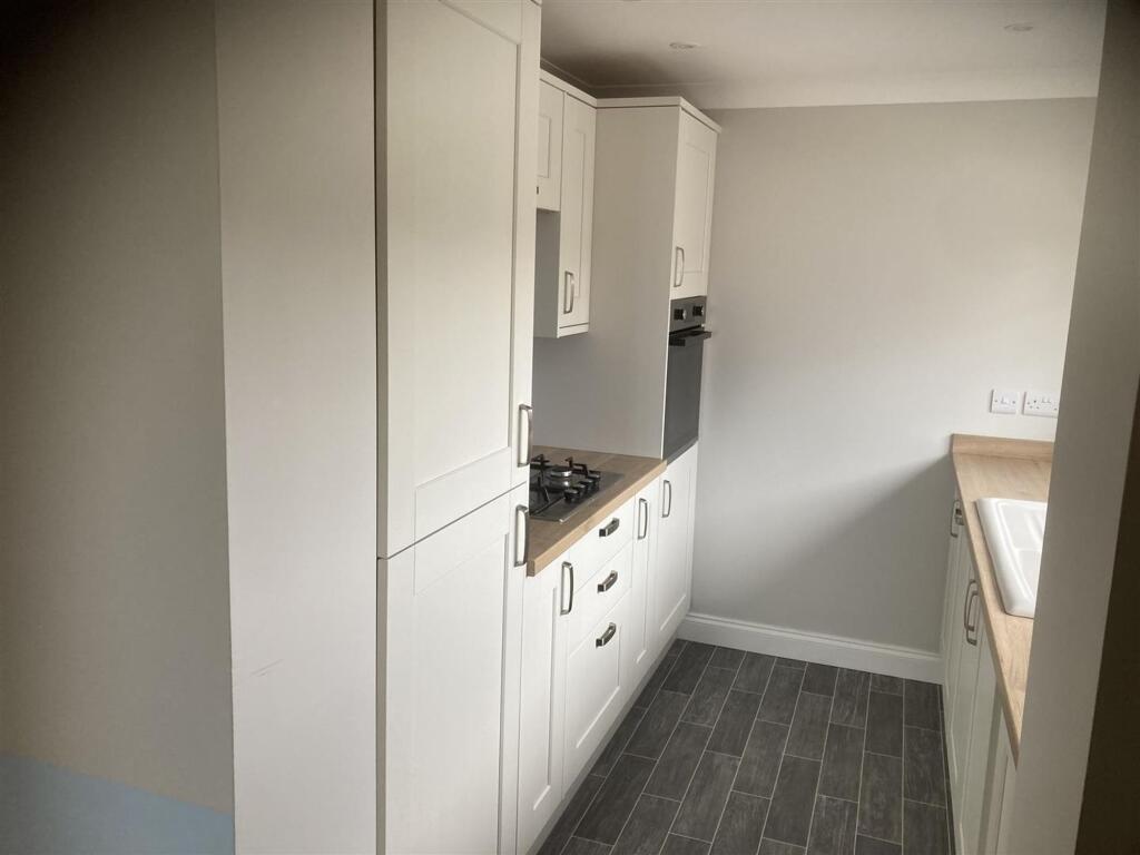 Marine Drive West BH25