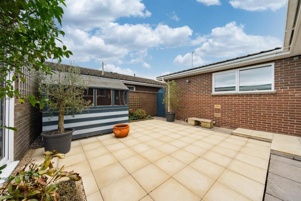14 - front courtyard.jpeg
