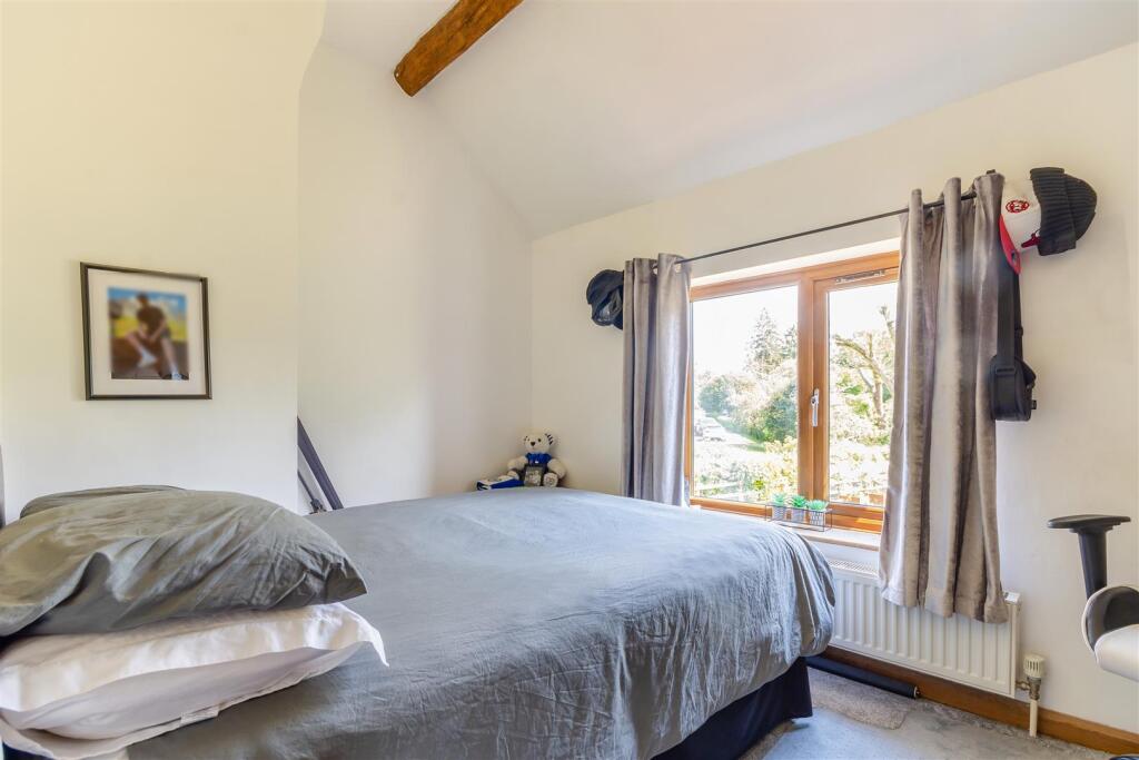 8647720-interior12.jpg