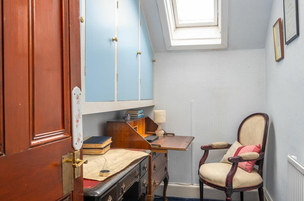 Study/boxroom