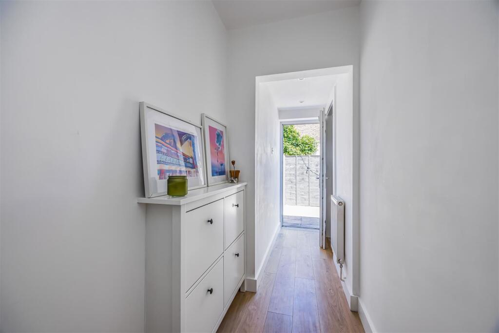 Lower Flat, 215 Milton Road, Southsea-Small-Portic