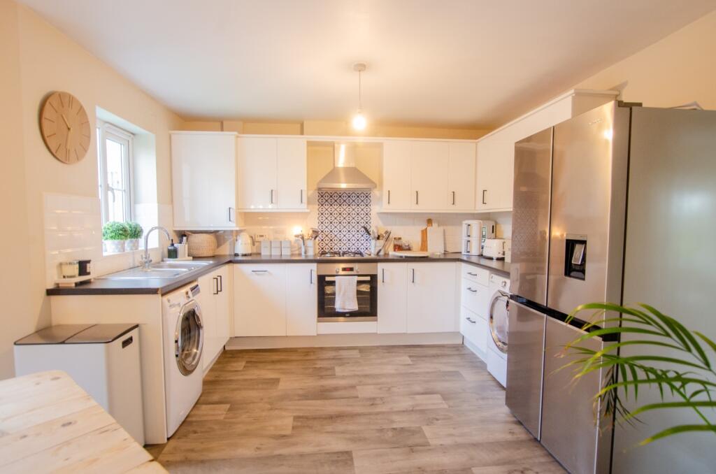 17 Gwithian Road TPS Bodmin 01208 74182-19