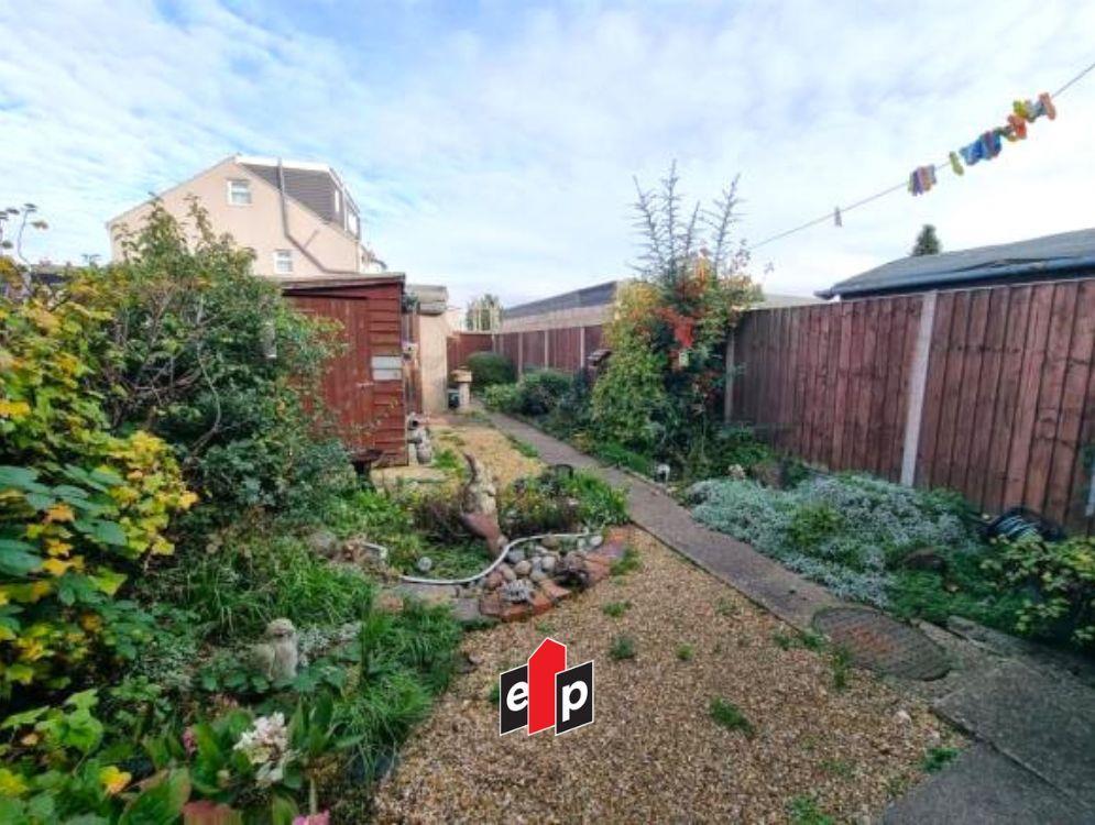 Sewall Highway, Wyken - Garden