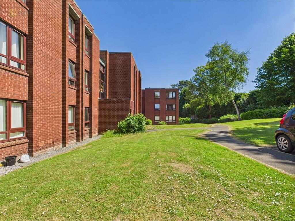 CAM03830G0-PR0151...