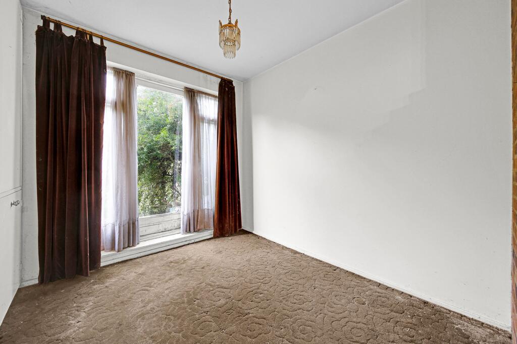 Worcester Road, London, SW19