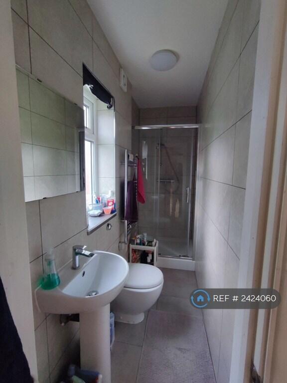 Downstairs Bedroom Ensuite