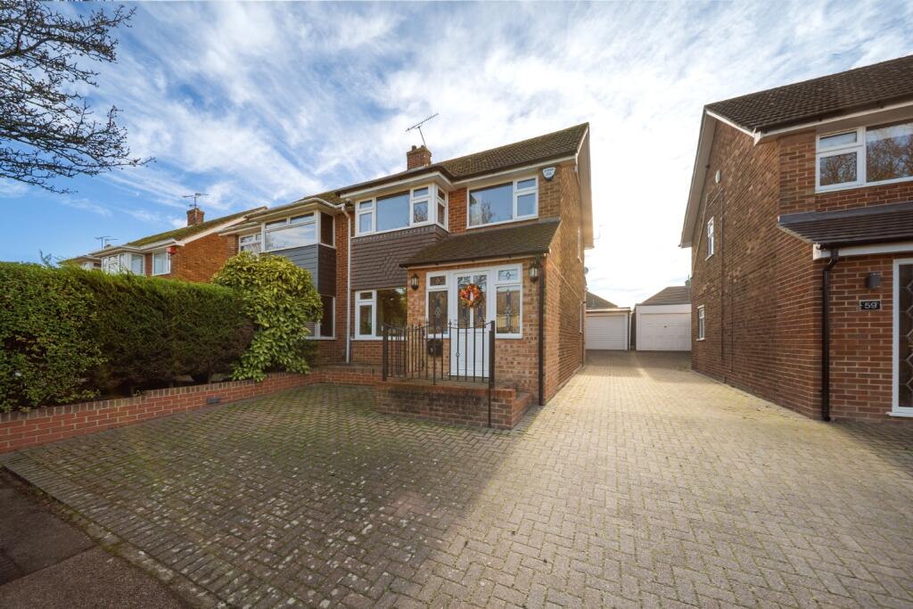 Cambria Crescent, Gravesend, Kent, DA12