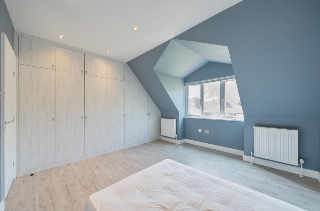 15-68232295e8f75-...